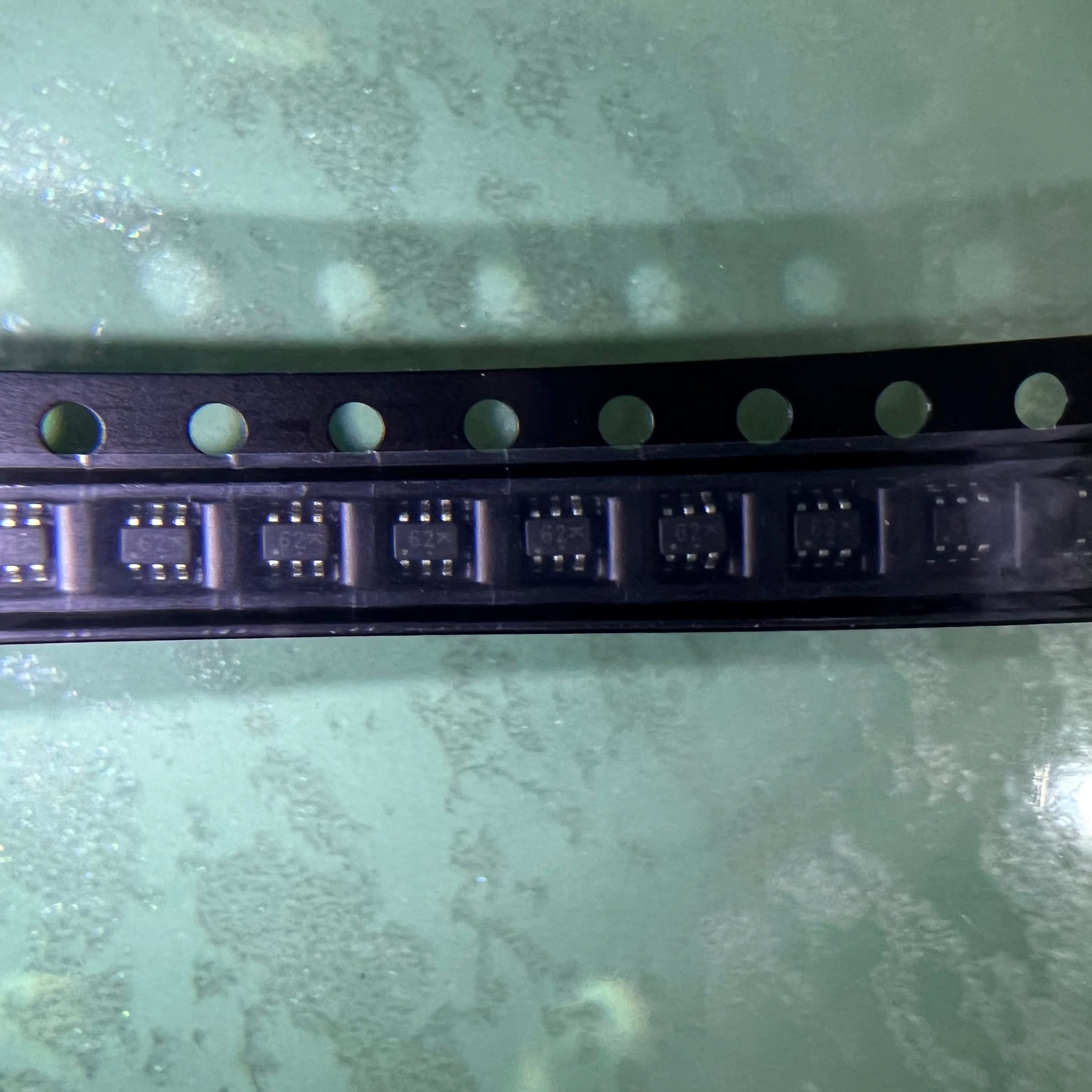 10PCS/LOT NUP2202W1T2G Logo 62 SOT363  New Original In Stock