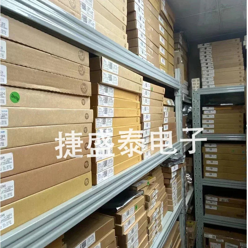 10PCS/LOT  UCC2897ARGPR Logo 2897A QFN20 New Original In Stock